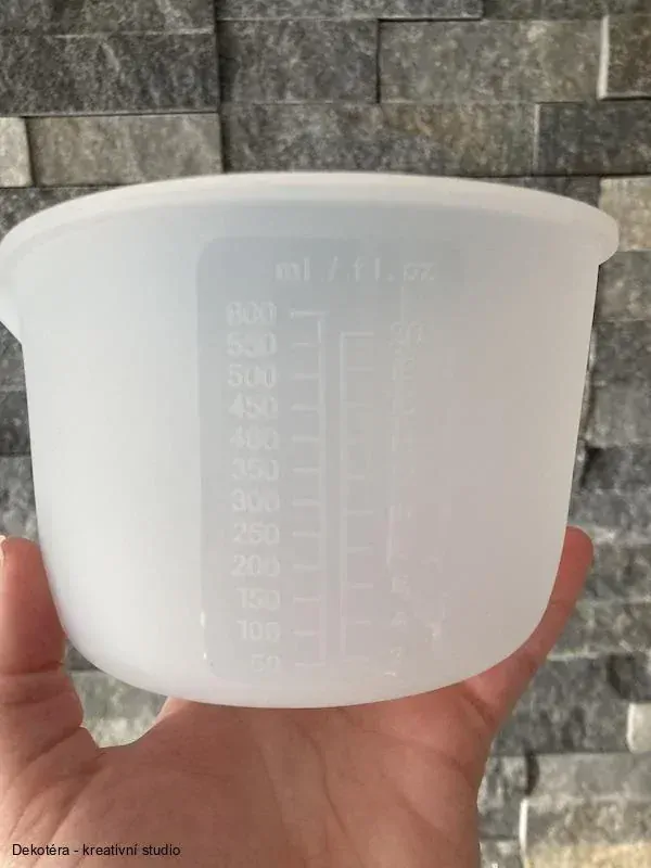 Silikonová odměrka - 0,6 l