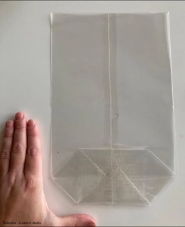 Celofánový sáček s křížovým dnem 17 * 27 cm