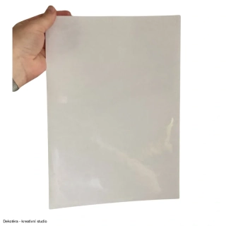 Prázdný arch samolepkového PVC